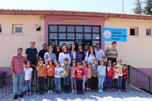 Koyuncu Grup, ‘Çocuklarımız Geleceğimiz’ Projesi ile 500 Öğrenciye Ulaştı Koyuncu Grup