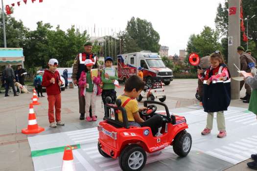 Trafik Güvenliğine Katkımızı Arttırarak Sürdürüyoruz Koyuncu Grup